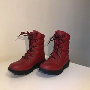 Cougar Winter Boot / The Pillow Boot / Size 8 / Red Maroon